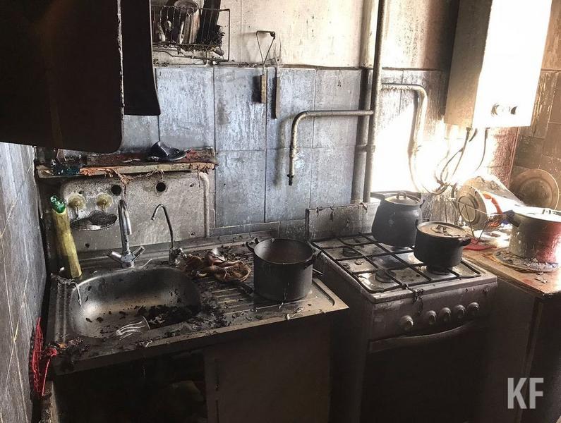 В Альметьевске при пожаре в многоквартирном доме погибла женщина