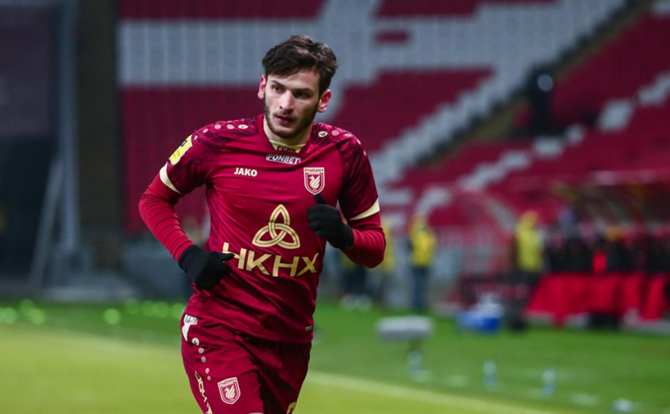 «Рубин» проиграл «Ростову», играя вдесятером. Леонид Слуцкий снова в бешенстве из-за судейства «Рубин» проиграл «Ростову», играя вдесятером. Леонид Слуцкий снова в бешенстве из-за судейства