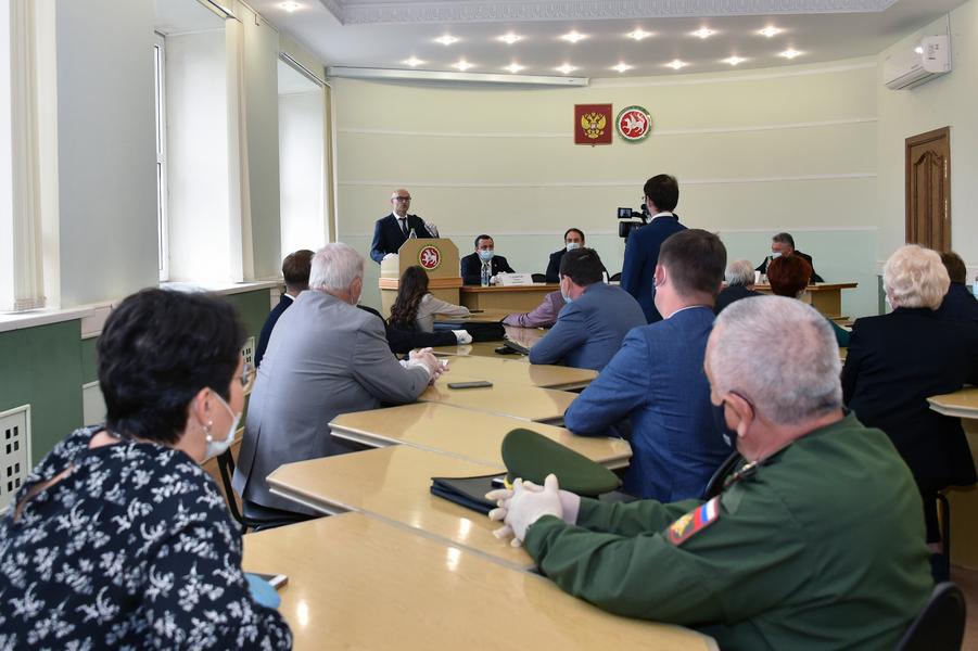 КНИТУ-КХТИ о баснословной зарплате врио ректора: Он получает только ту сумму, которую ему устанавливает Минобрнауки России КНИТУ-КХТИ о баснословной зарплате врио ректора: Он получает только ту сумму, которую ему устанавливает Минобрнауки России