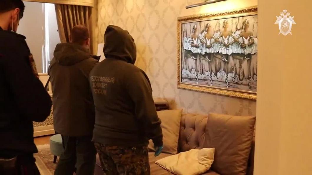 Опубликовано видео из квартиры в Нижнем Новгороде,  в которой бизнесмен зарезал всю семью.
