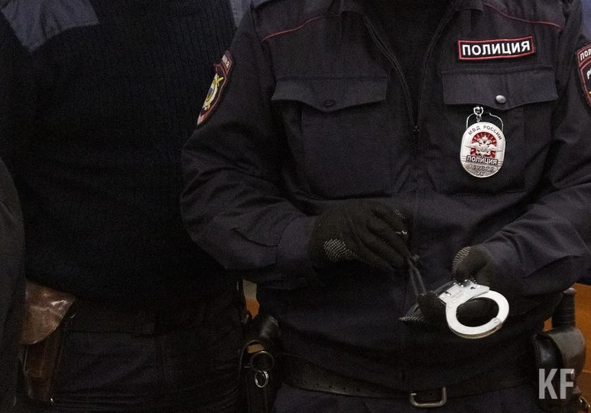 Расскрываемость убийств растет, а вот с раскрываемостью киберпреступлений есть проблемы: о чем был отчет главы МВД по РТ Расскрываемость убийств растет, а вот с раскрываемостью киберпреступлений есть проблемы: о чем был отчет главы МВД по РТ