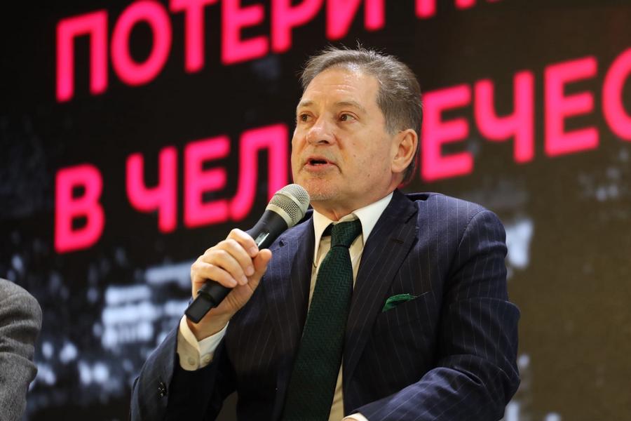 «Соединенные Штаты пришли с цепной собакой и на нас ее спустили» «Соединенные Штаты пришли с цепной собакой и на нас ее спустили»