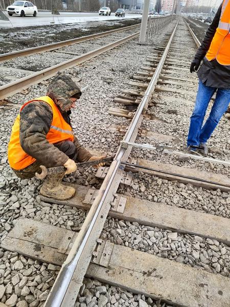 В Казани обследуют трамвайные пути на наличие отклонений от нормы