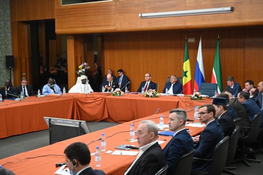 Рустам Минниханов заявил о заинтересованности Татарстана в сотрудничестве с Сенегалом