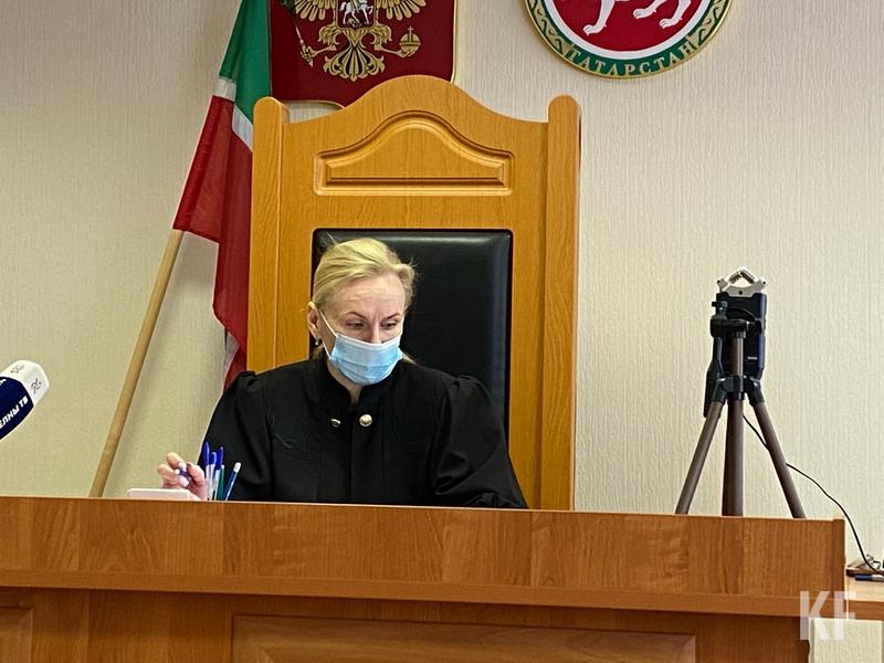 Хотели решить мирно, но не получилось: В суде рассмотрели дело челнинца, не пропустившего скорую помощь Хотели решить мирно, но не получилось: В суде рассмотрели дело челнинца, не пропустившего скорую помощь