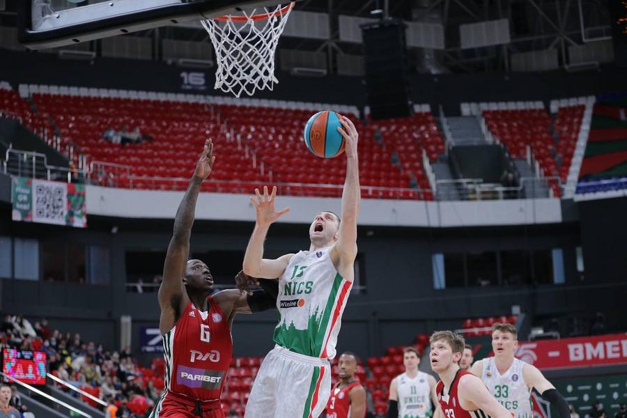 УНИКС потерял лидерство в Единой Лиге ВТБ. Казанцы проиграли два матча подряд