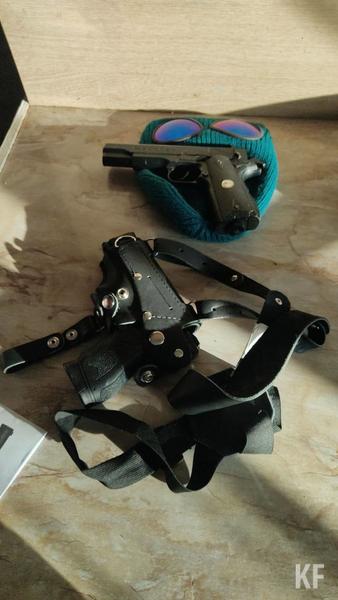 Опубликованы фото обысков у жителей Казани подозреваемых в призывах к массовым беспорядкам