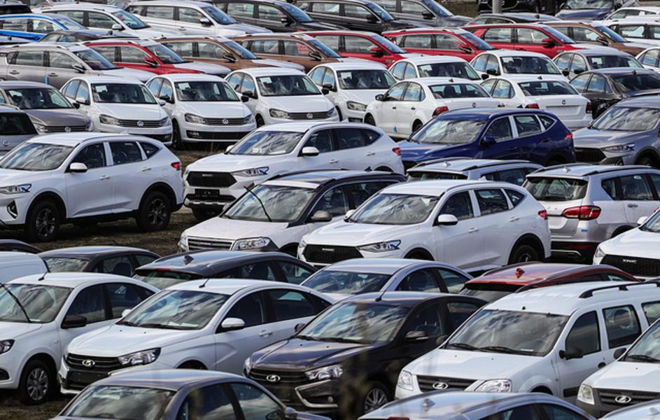 С любимыми не расстаются: какие машины чаще всего покупают повторно