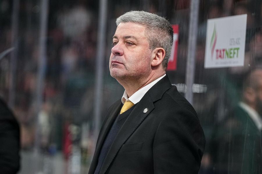 Дорога в аэропорт. «Ак Барс» проиграл и снова летит во Владивосток