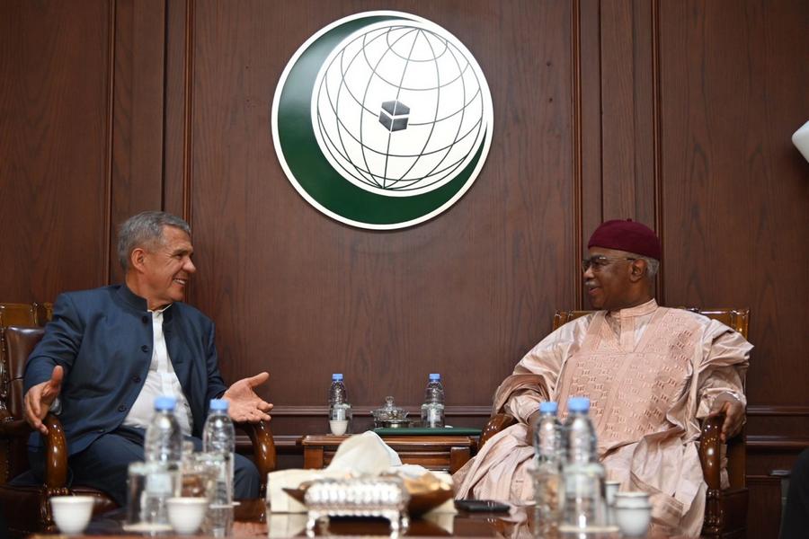 Минниханов встретился с генсеком Организации исламского сотрудничества