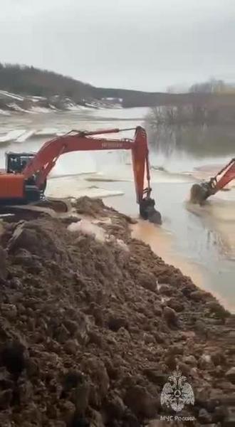 В Татарстане освободили от воды приусадебные участки, затопленные из-за строительства М-12  