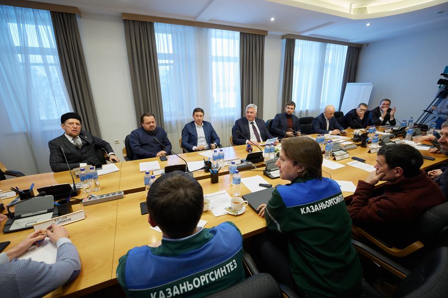 На общественном совете «Казаньоргсинтеза» участники озвучили свои предложения