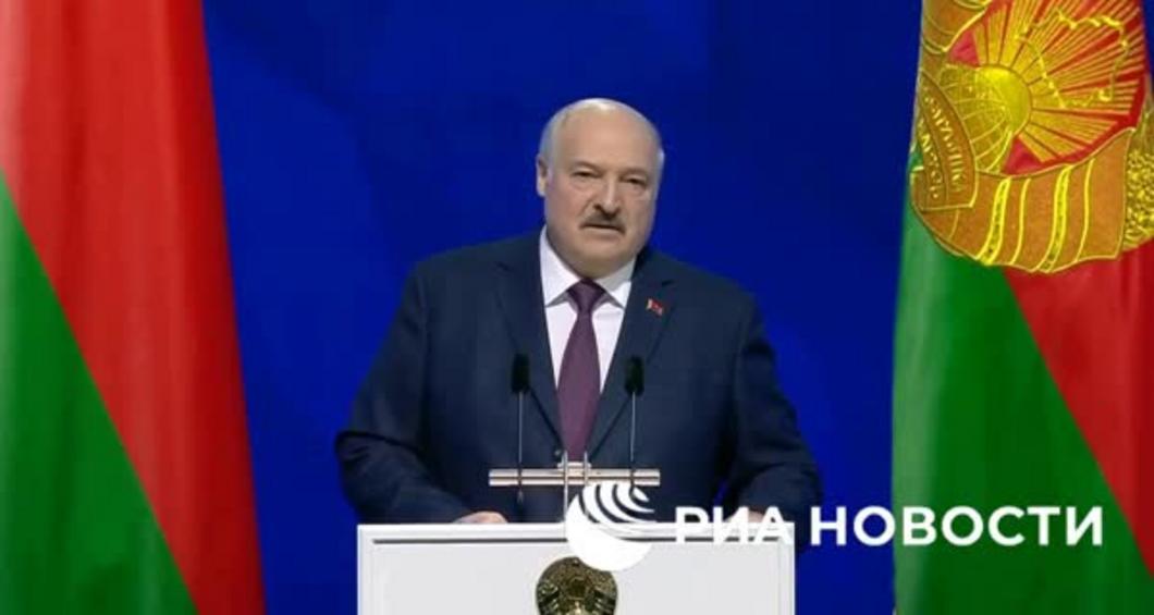 Лукашенко заявил, что его век заканчивается