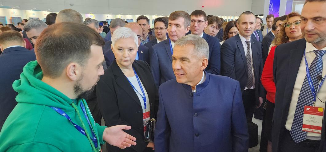 Минниханов оценил проект, обеспечивающий посадку новых лесов «под ключ»