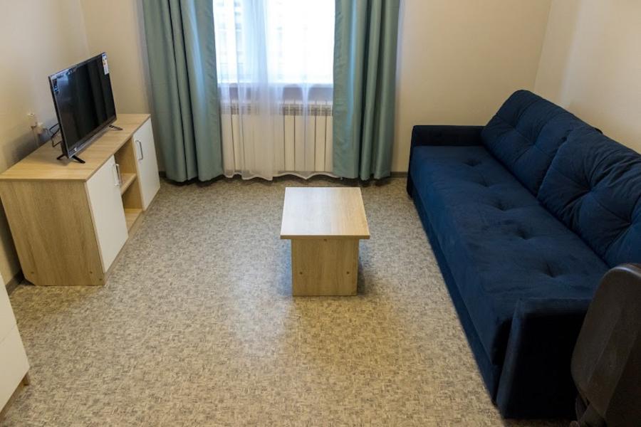 «Он как людей обманывал, так и обманывает до сих пор»: альметьевцы страдают от рук «обшивальщика» мебели