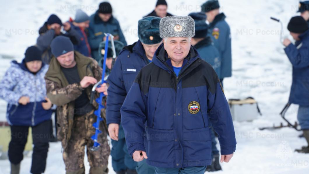 «Не рискуйте жизнью ради улова»: МЧС Татарстана призвало завершить рыбалку со льда