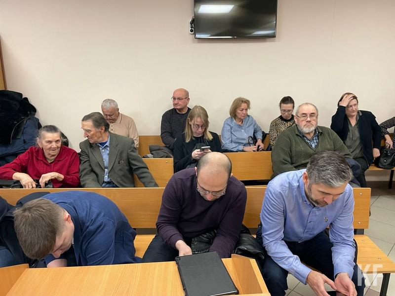 Бесконечное обвинение и полный зал участников: как в Казани судят топ-менеджеров «ТФБ-Финанс»