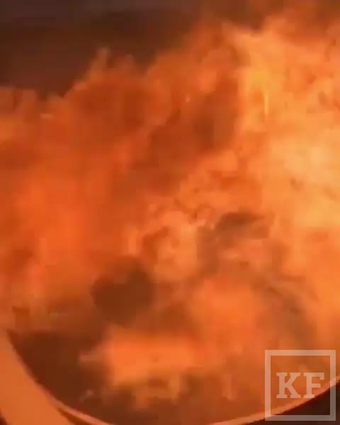 Видео из салона горящего самолёта «Аэрофлота»: пассажиры просят о помощи