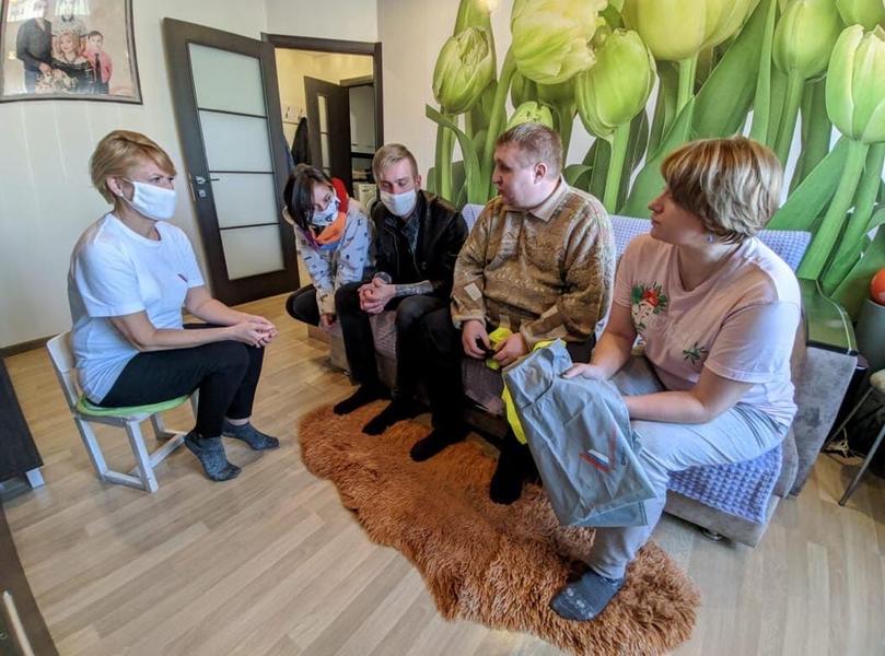 Антивирус волонтеров: как общественники помогают пережить самоизоляцию нуждающимся