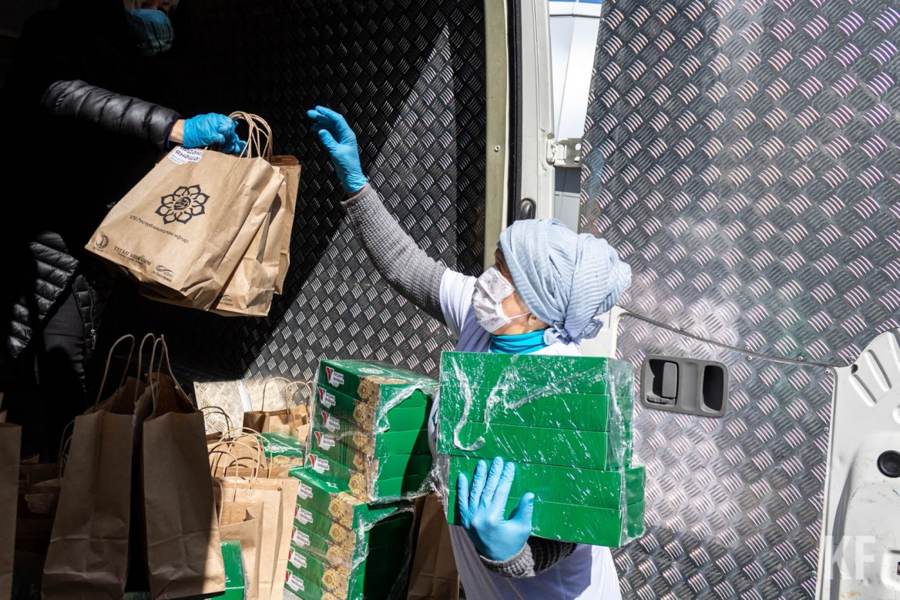 В Татарстане в республиканском ифтаре участвуют более 500 волонтёров