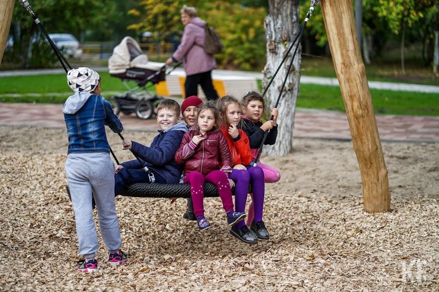 «Последний звонок» для казанских выпускников пройдет в стиле дискотеки 90-х «Последний звонок» для казанских выпускников пройдет в стиле дискотеки 90-х