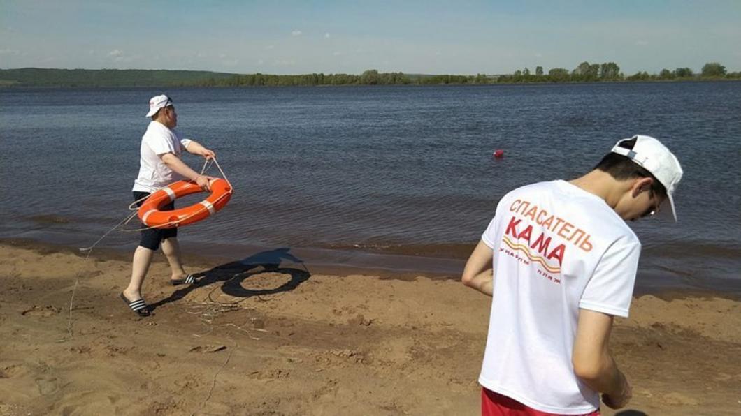В Нижнекамске идет подготовка к пляжному сезону В Нижнекамске идет подготовка к пляжному сезону