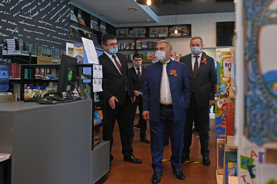 Рустам Минниханов одобрил идею объединить татарские радиоканалы в одно приложение