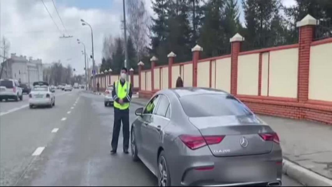 Штраф за тонировку получили более трех тысяч татарстанских водителей