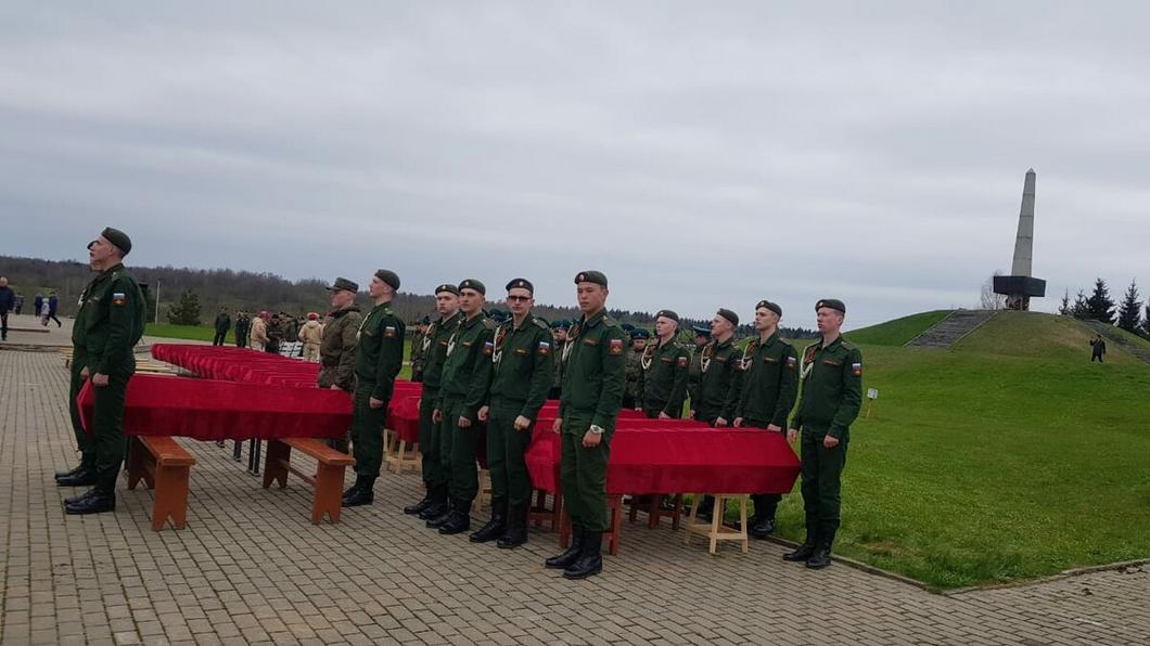 Нижнекамские поисковики подняли останки четверых бойцов Советской Армии на экспедиции в Смоленской области