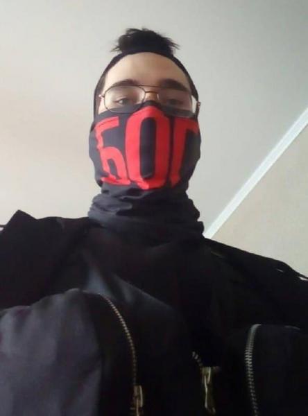 «Я убью огромное количество биомусора»: что известно о стрелке, устроившем ад в казанской гимназии «Я убью огромное количество биомусора»: что известно о стрелке, устроившем ад в казанской гимназии