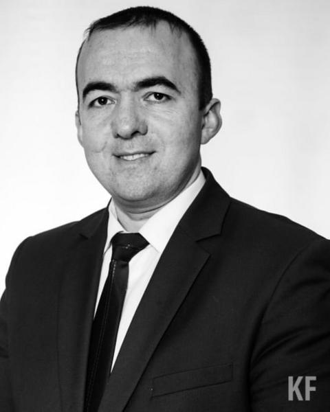 В Нижнекамске после нескольких пережитых инсультов умер директор лицея №24 Руслан Садыков