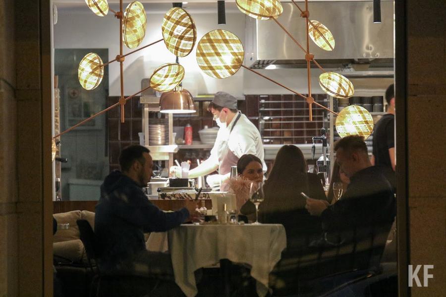 «В нынешнее время нет уверенности в завтрашнем дне»: отельеры Казани обсудили итоги майских выходных