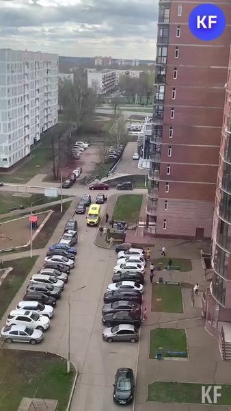 У многоэтажки в Нижнекамске нашли тело 20-летнего парня