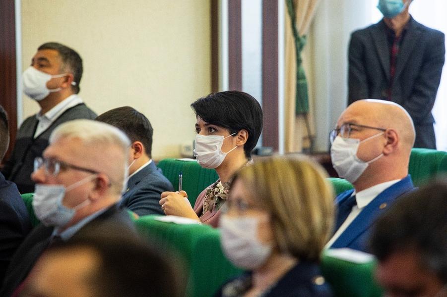 И зарабатывая ниже МРОТа можно быть депутатом: в Нижнекамском районе народные избранники отчитались о доходах И зарабатывая ниже МРОТа можно быть депутатом: в Нижнекамском районе народные избранники отчитались о доходах