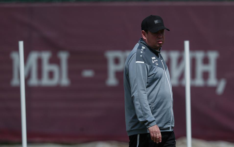 Леонид Слуцкий готов работать с командой в ФНЛ. Главное из интервью тренера Леонид Слуцкий готов работать с командой в ФНЛ. Главное из интервью тренера