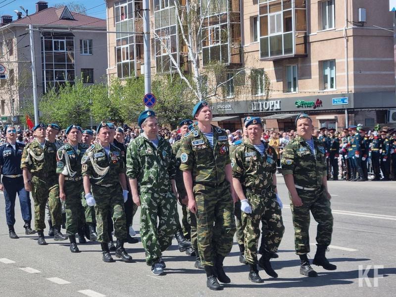 С большим размахом: как Альметьевск отпраздновал День Победы С большим размахом: как Альметьевск отпраздновал День Победы