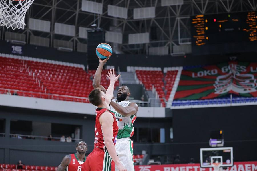 УНИКС собирается забрать бронзу в Краснодаре. Тони Джекири вернулся и навёл порядок