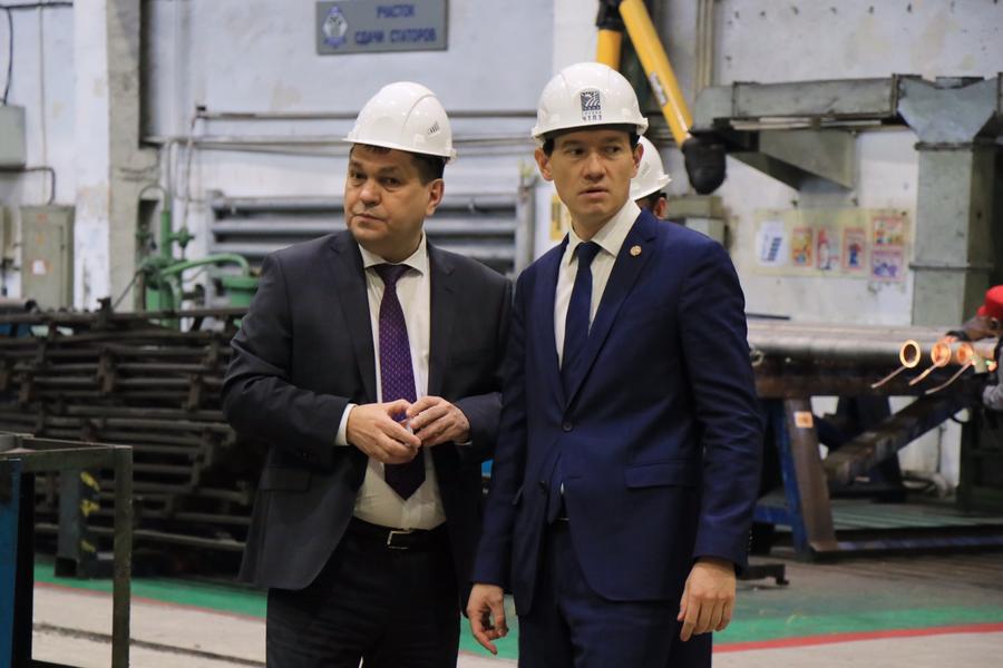 Ребенок с шестью миллионами, жена - бизнес-вумен и коллекция мотоциклов: депутаты Альметьевска раскрыли свои доходы Ребенок с шестью миллионами, жена - бизнес-вумен и коллекция мотоциклов: депутаты Альметьевска раскрыли свои доходы