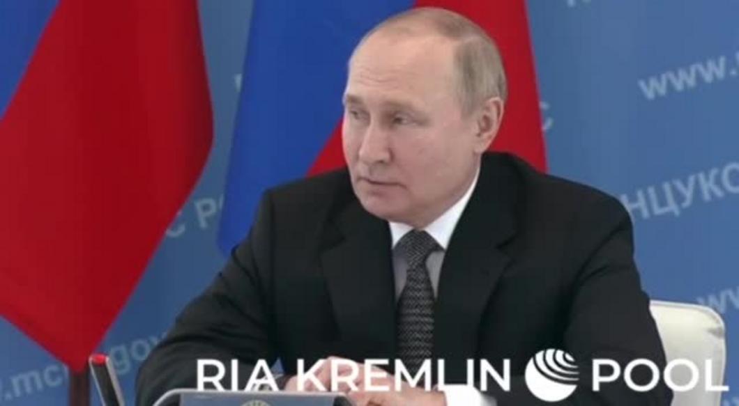 Путин о новом главе МЧС Куренкове: Не карьерист, а служака