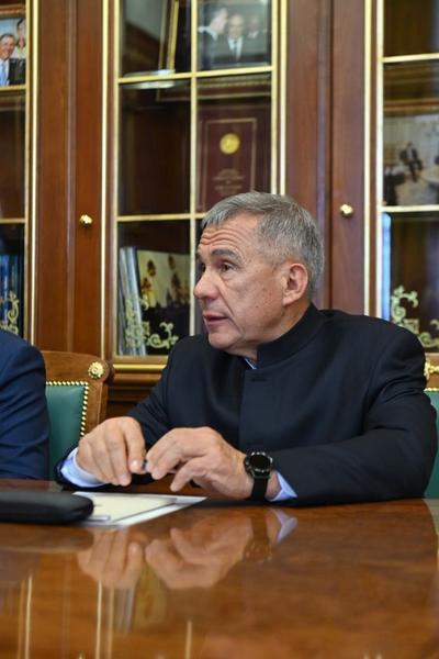 Минниханов встретился с секретарем Совбеза России и представителем президента России в ПФО