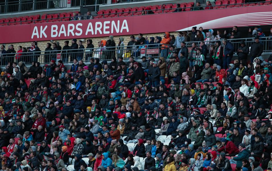 «Рубин» готов играть в ФНЛ, а тренировать команду будет Леонид Слуцкий. Итоги большой пресс-конференции Рустема Сайманова «Рубин» готов играть в ФНЛ, а тренировать команду будет Леонид Слуцкий. Итоги большой пресс-конференции Рустема Сайманова