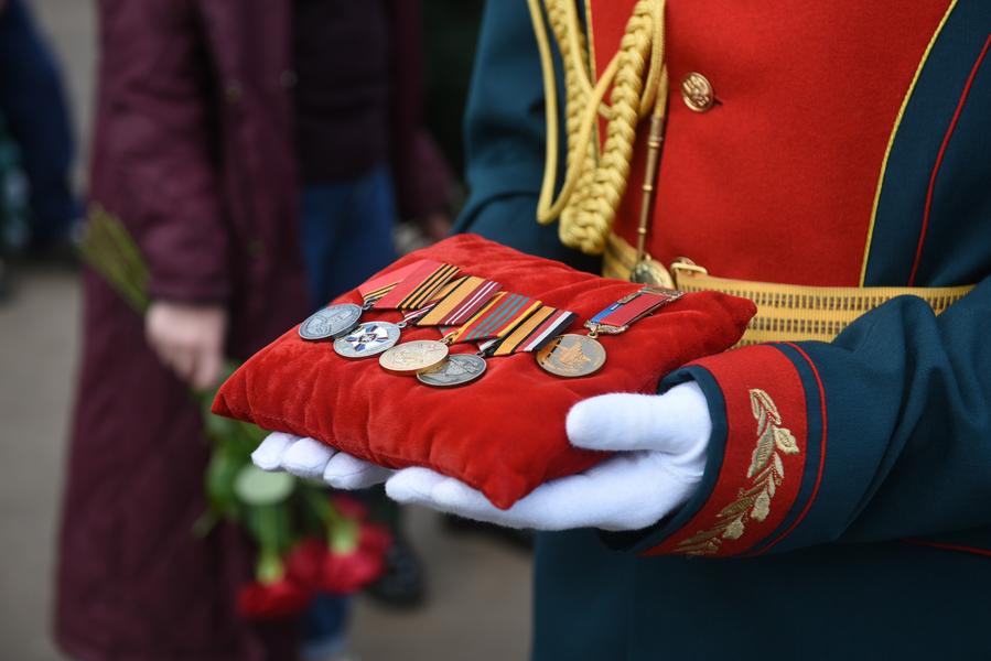 В Челнах простились с Рамисом Загртдиновым, погибшим при спецоперации в Украине