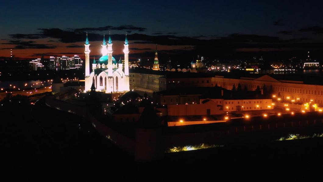 Появилось видео с коптера светового шоу в Казани и Болгарах к 1100-летию принятия Ислама Волжской Булгарией
