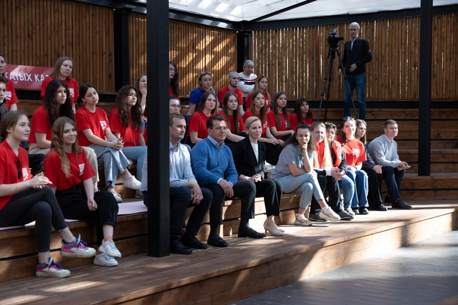 Ильсур Метшин посетил лагерь «Юнитур» и встретился с вожатыми