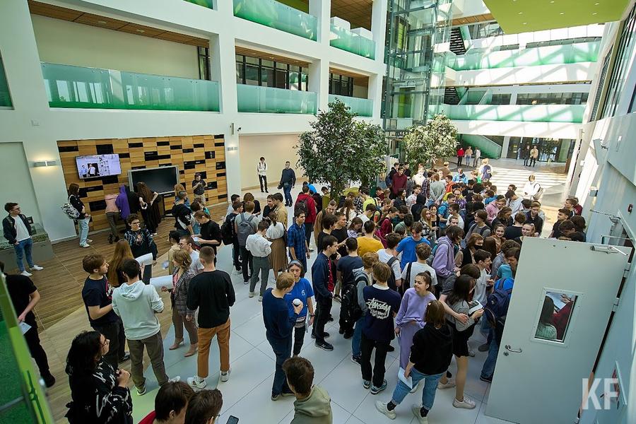 Английский язык, стажировка в ИТ-компаниях и высокая стипендия: каково это - учиться в университете Иннополис