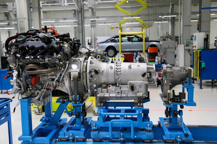 Экономика России: что делать, чтобы не превратиться в сырьевой придаток в системе мирохозяйственных связей?