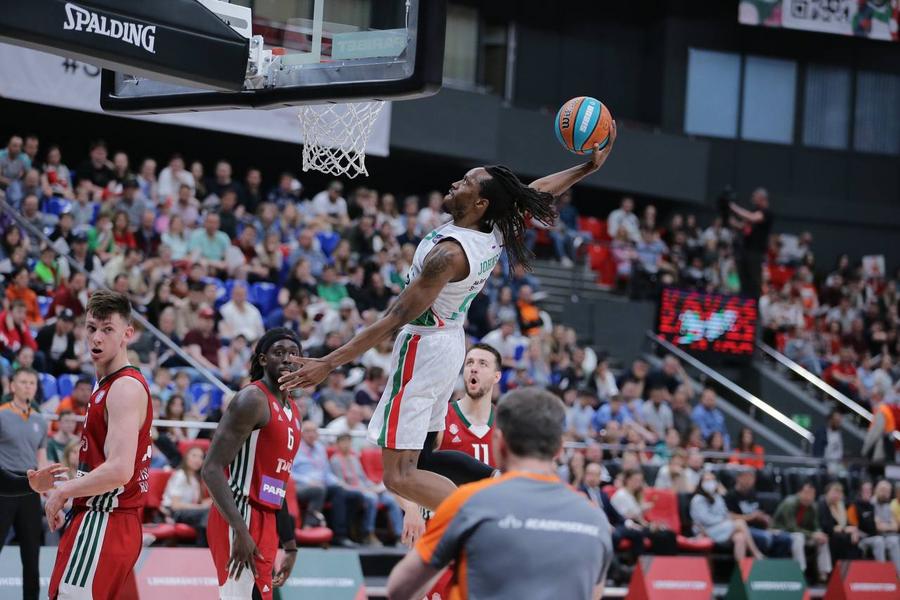 УНИКС провёл свой самый яркий сезон в истории. Звёздные игроки и высокие места