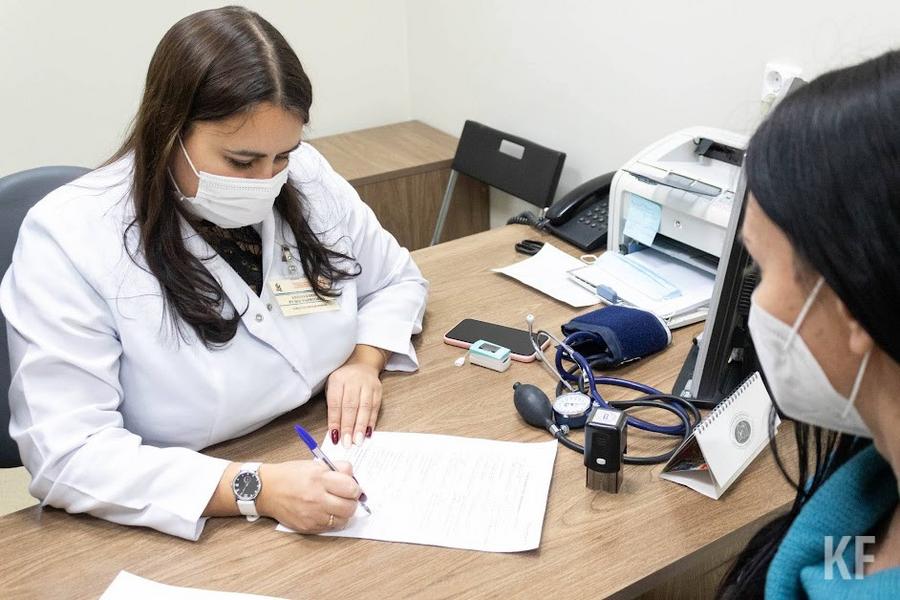 «Рецепты на лекарства – замечательная практика»: Как в Татарстане предлагают бороться с ажиотажем на фарм препараты