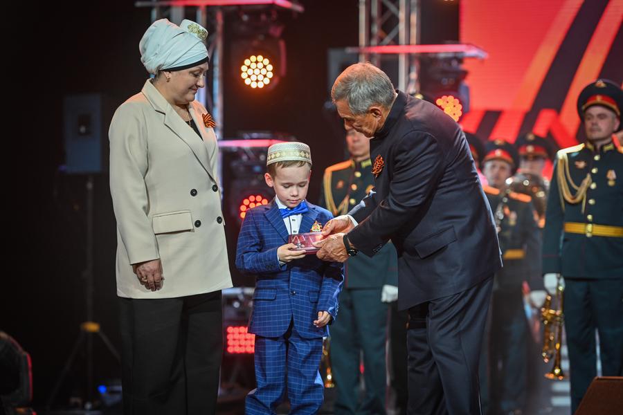 «Мы свято чтим самоотверженный героизм воинов»