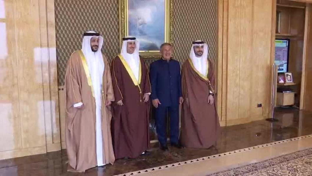 Минниханов встретился  с министром юстиции, исламских вопросов и благотворительных фондов Бахрейна